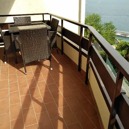 Vista Lago Due Stresa