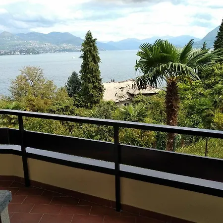 Vista Lago Due Apartment *